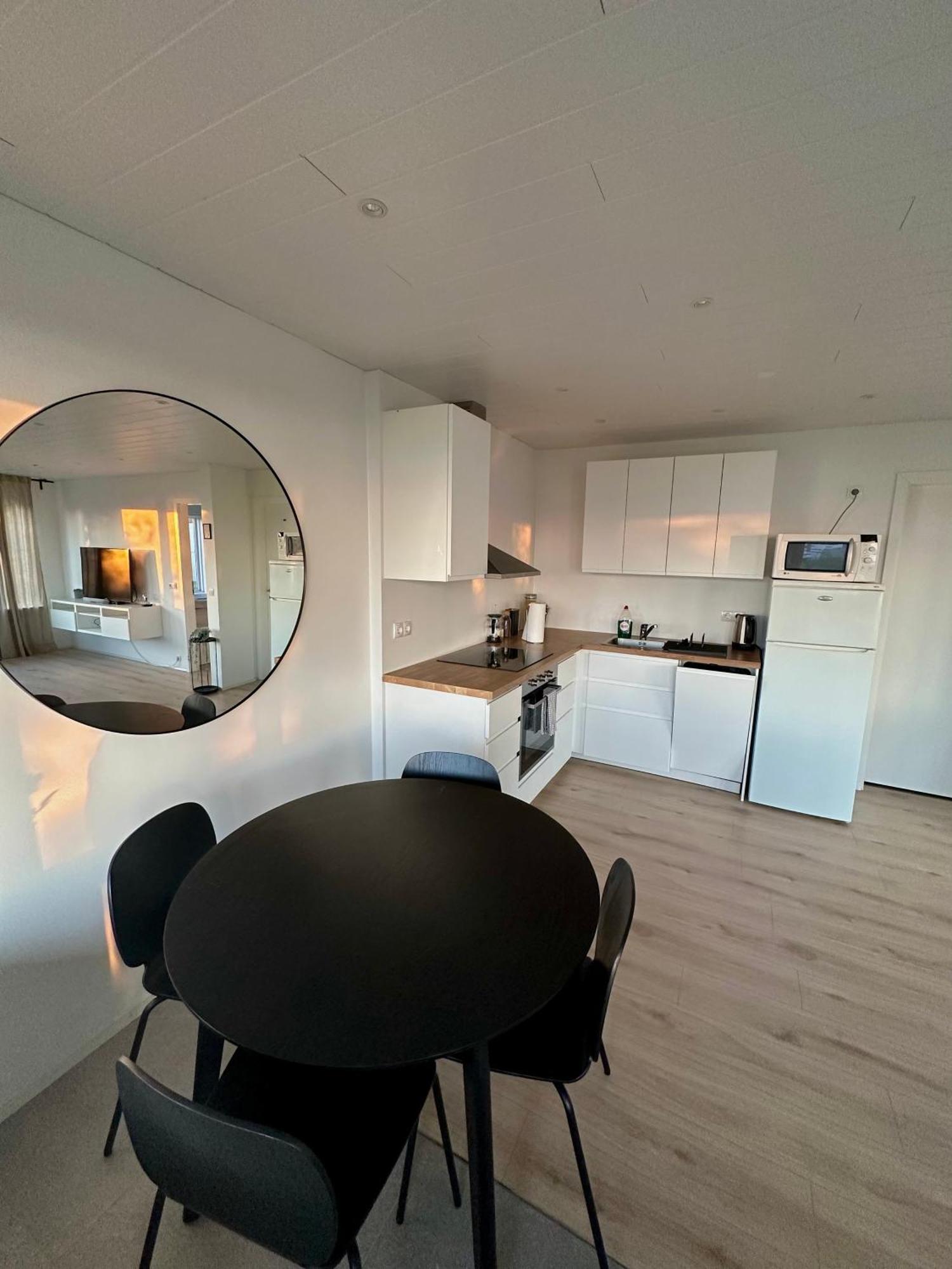 Charming 1-Bedroom Condo With Stunning View Reykjavík Zewnętrze zdjęcie